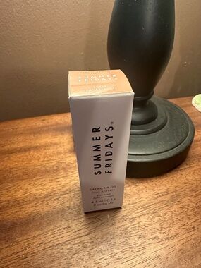 Summer Fridays Dream Lip Oil - Sheer Peachy Nude Packaging Color Bare Sand BNIB